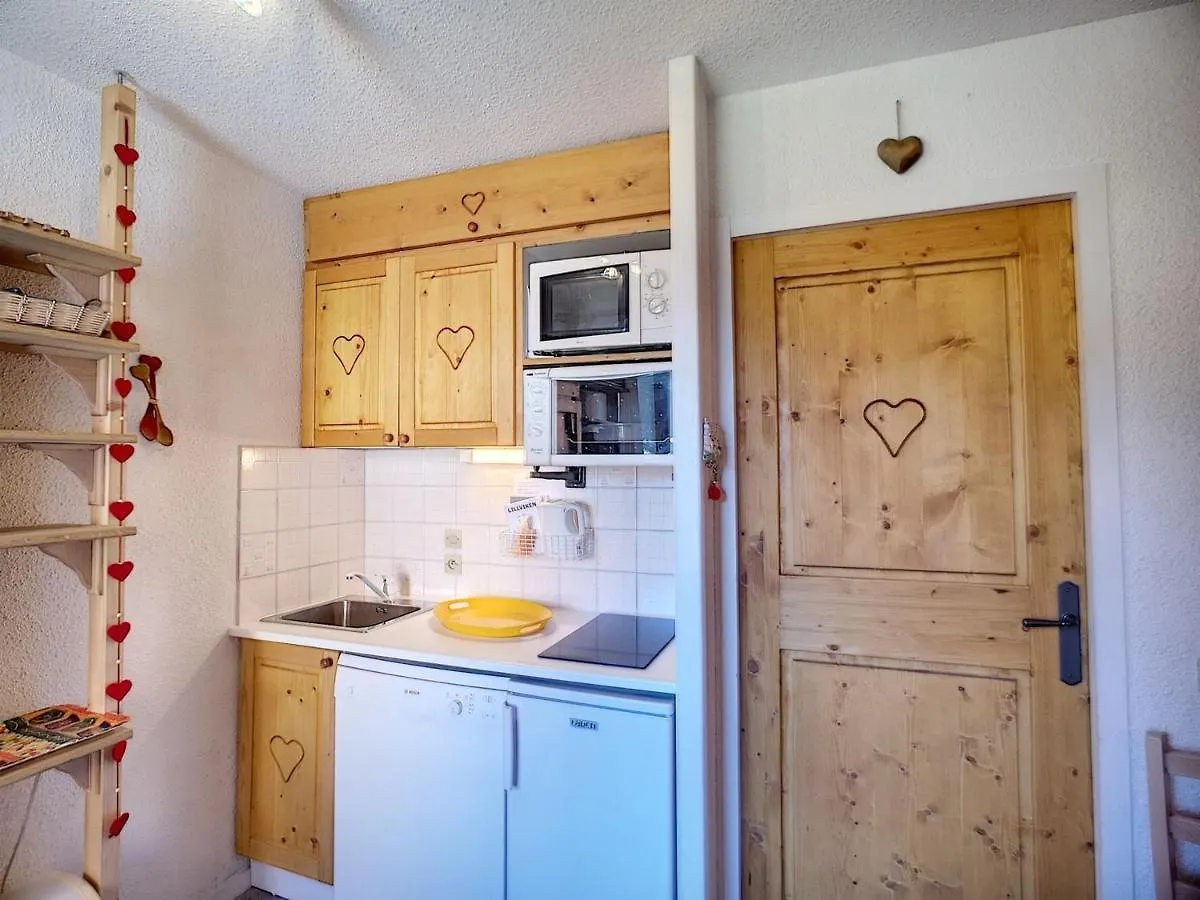 Studio 4 Pers, Pied Des Pistes - Residence Carlines I, Les Menuires, Quartier Anime Des Bruyeres - Fr-1-178-346 Saint-Martin-de-Belleville 0*,